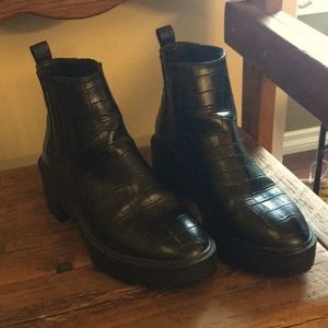 Vero moda ladies black printed paton ankle boots